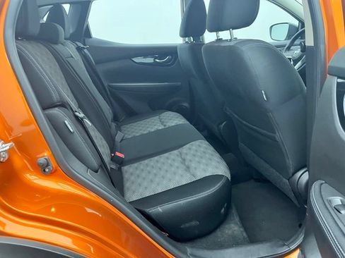 Used 2020 Nissan Rogue Sport SV FWD image 34