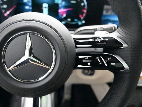 New 2026 Mercedes-Benz GLS 580 4MATIC image 14