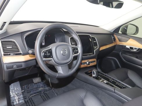 Used 2024 Volvo XC90 B6 Plus w/ Protection Package Premier AWD/4WD image 27