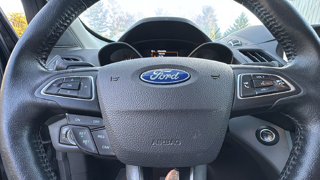 Used 2019 Ford Escape SEL AWD/4WD image 22