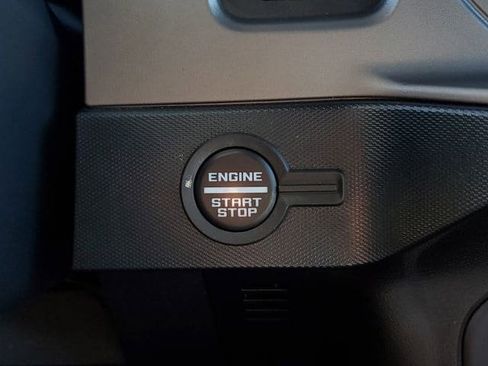 Used 2022 Ford Bronco Outer Banks image 32