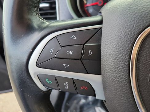 Used 2016 Dodge Charger SXT image 21