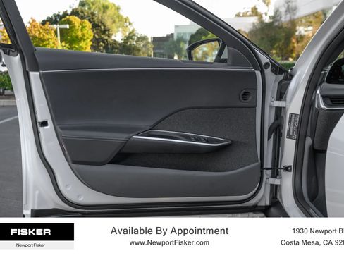 Used 2025 Lucid Air Touring AWD/4WD image 24