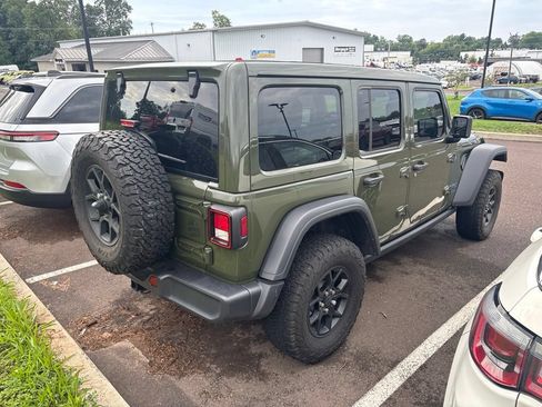Used 2024 Jeep Wrangler Unlimited AWD/4WD image 4