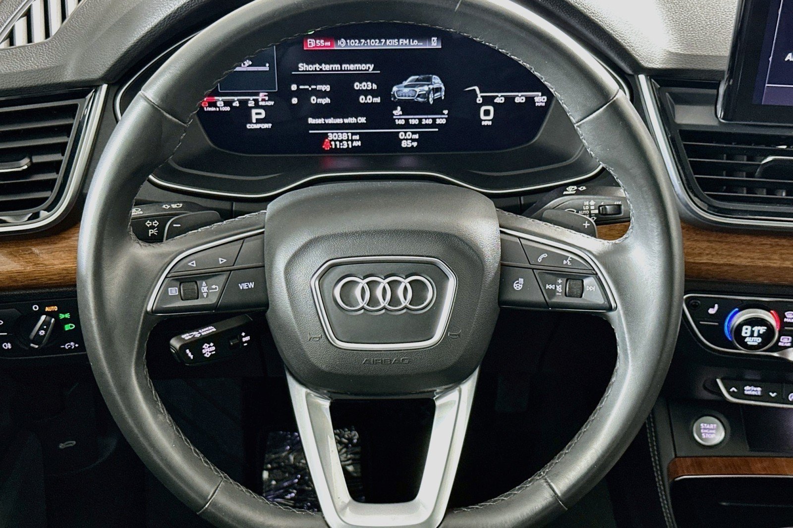 Used 2023 Audi Q5 2.0T Premium Plus w/ Premium Plus Package AWD/4WD image 19