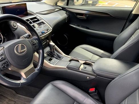 Used 2018 Lexus NX 300 FWD image 17