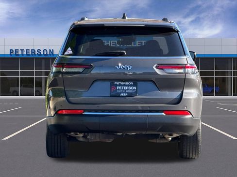 Used 2022 Jeep Grand Cherokee L Laredo w/ Luxury Tech Group I AWD/4WD image 5