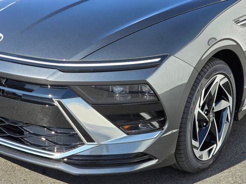 New 2026 Hyundai Sonata SEL FWD image 9