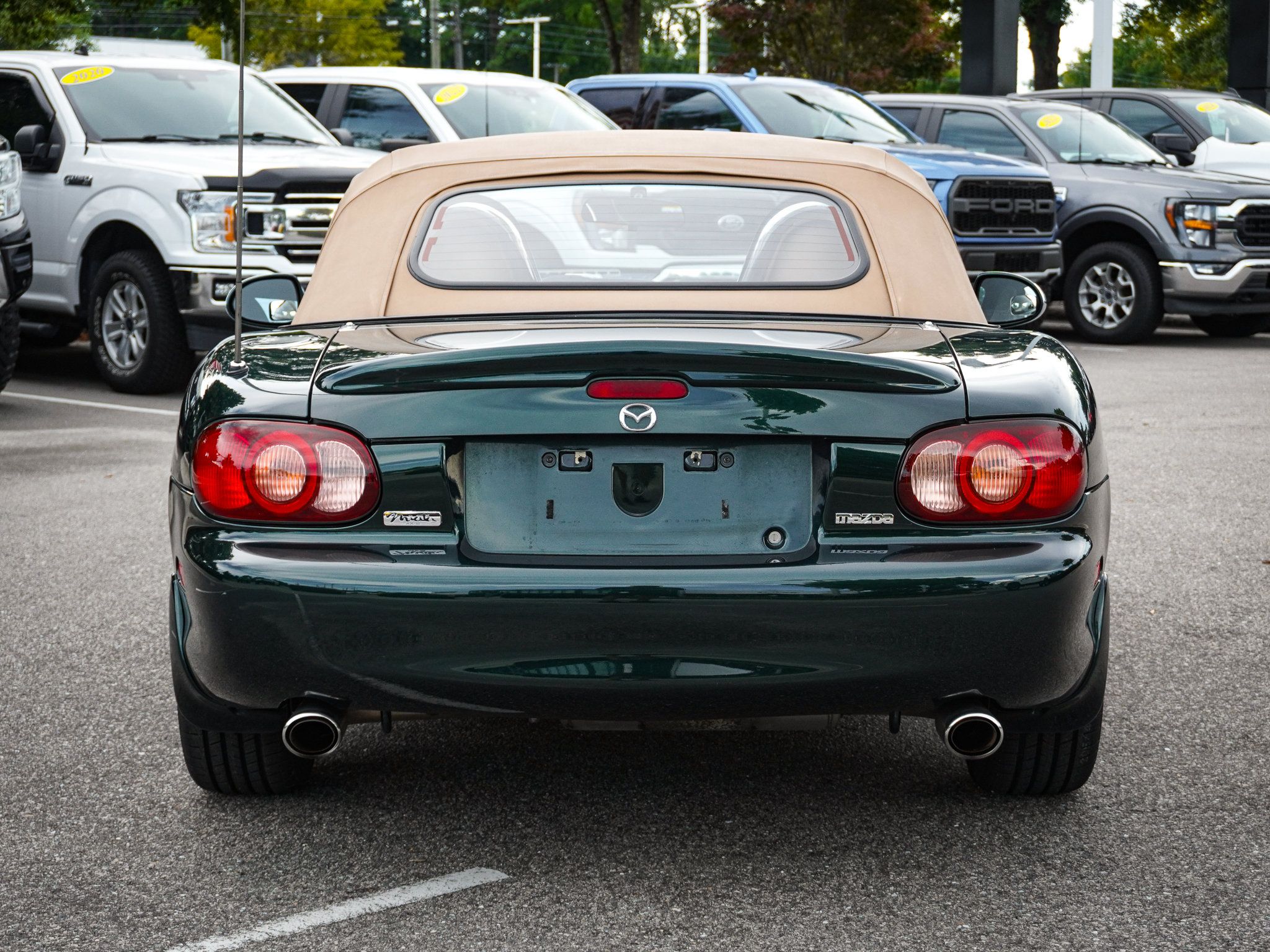 Used 2002 MAZDA MX-5 Miata LS RWD image 9