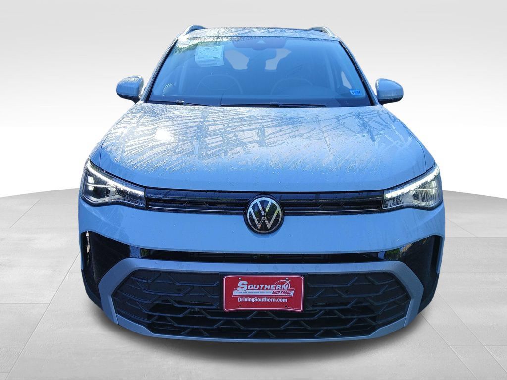 New 2026 Volkswagen Taos SE AWD/4WD image 8