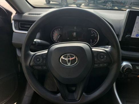 Certified 2024 Toyota RAV4 XLE FWD image 22