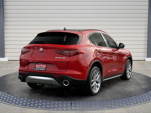 Used 2018 Alfa Romeo Stelvio Ti Sport image 7