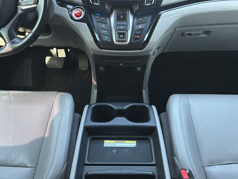 Used 2019 Honda Odyssey Elite image 23