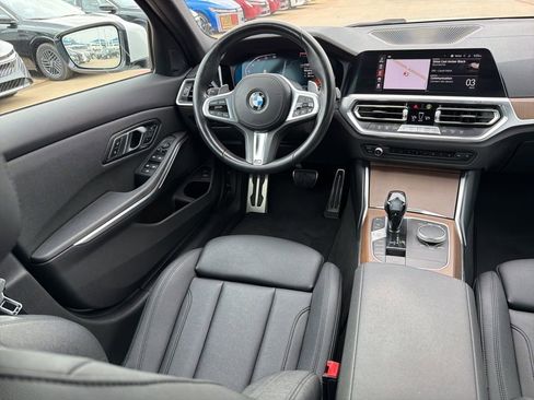 Used 2021 BMW 330i Sedan w/ M Sport Package RWD image 20