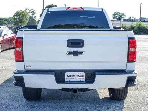 Used 2018 Chevrolet Silverado 1500 LT w/ All Star Edition AWD/4WD image 7