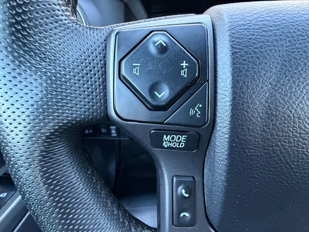 Used 2022 Toyota Tacoma TRD Sport w/ TRD Premium Sport Package AWD/4WD image 22