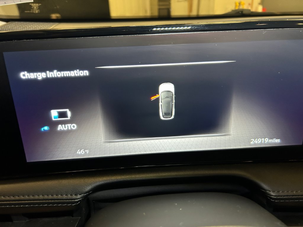 Used 2023 Nissan Ariya FWD image 22