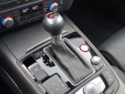 Used 2016 Audi RS 7 Prestige image 31