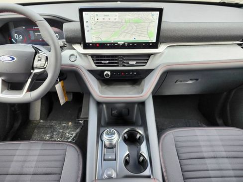 New 2026 Ford Explorer ST-Line w/ ST-Line Street Pack AWD/4WD image 14