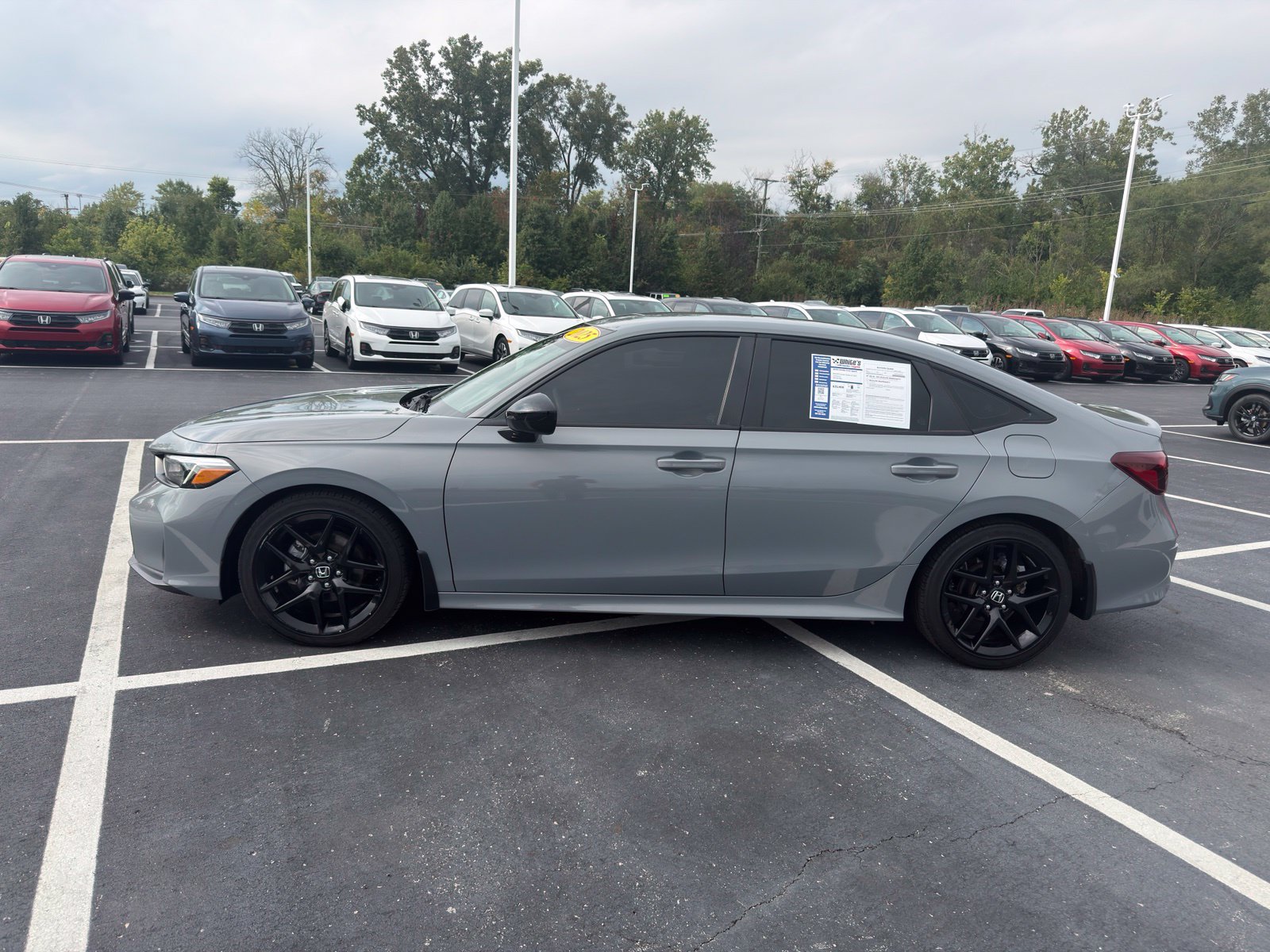 Used 2025 Honda Civic Sport image 3