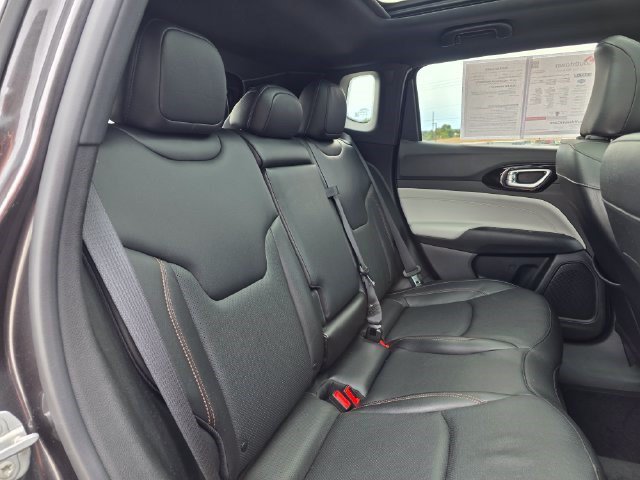 Certified 2023 Jeep Compass Limited w/ Elite Group AWD/4WD image 14