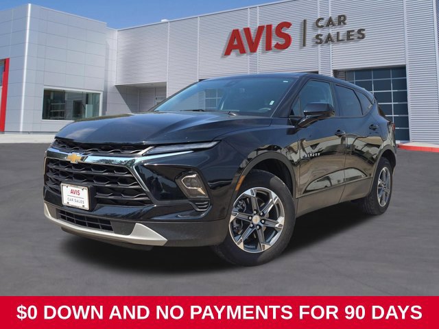 Used 2025 Chevrolet Blazer LT FWD image 1