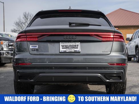 Used 2021 Audi Q8 Prestige w/ Prestige Package image 6