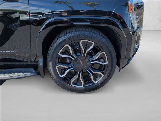 Used 2026 GMC Sierra EV Denali AWD/4WD image 25