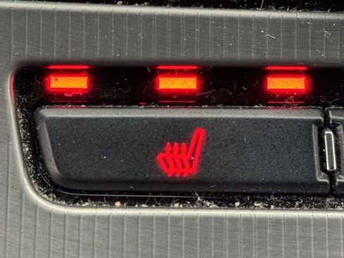 Used 2019 Lincoln MKZ Premiere image 30