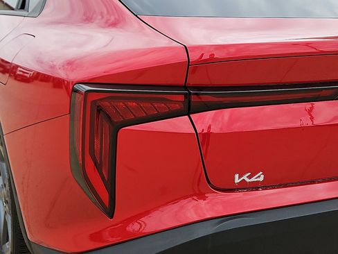 Used 2025 Kia K4 FWD image 7
