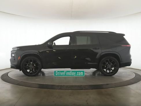 Used 2024 Chevrolet Traverse RS w/ LPO, Floor Liner Package image 9