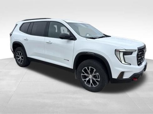 Used 2024 GMC Acadia AT4 w/ Luxury Package AWD/4WD image 7