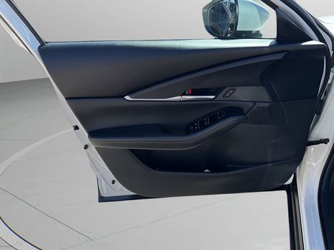 Used 2025 MAZDA CX-30 AWD 2.5 S w/ Preferred Package image 22