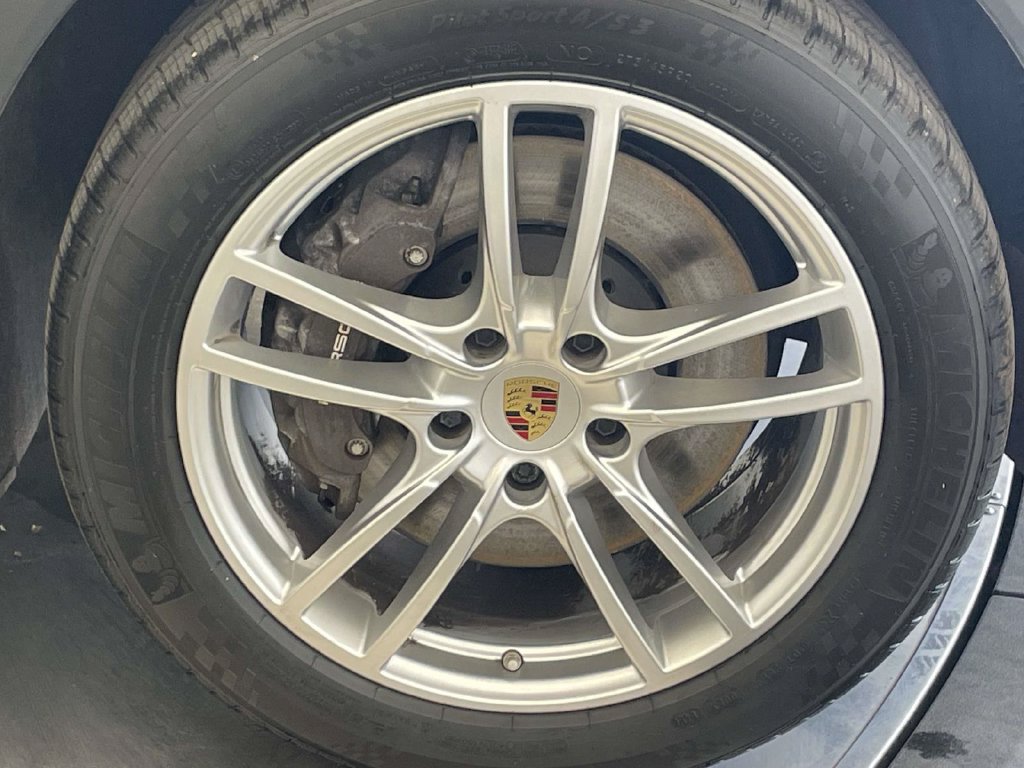 Certified 2023 Porsche Cayenne AWD/4WD image 14