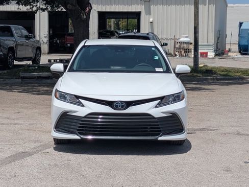 Used 2023 Toyota Camry LE FWD image 2