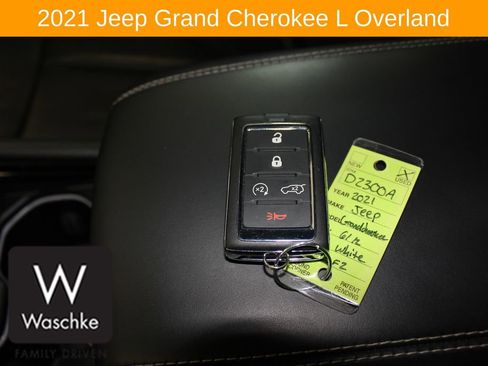 Used 2021 Jeep Grand Cherokee L Overland AWD/4WD image 37