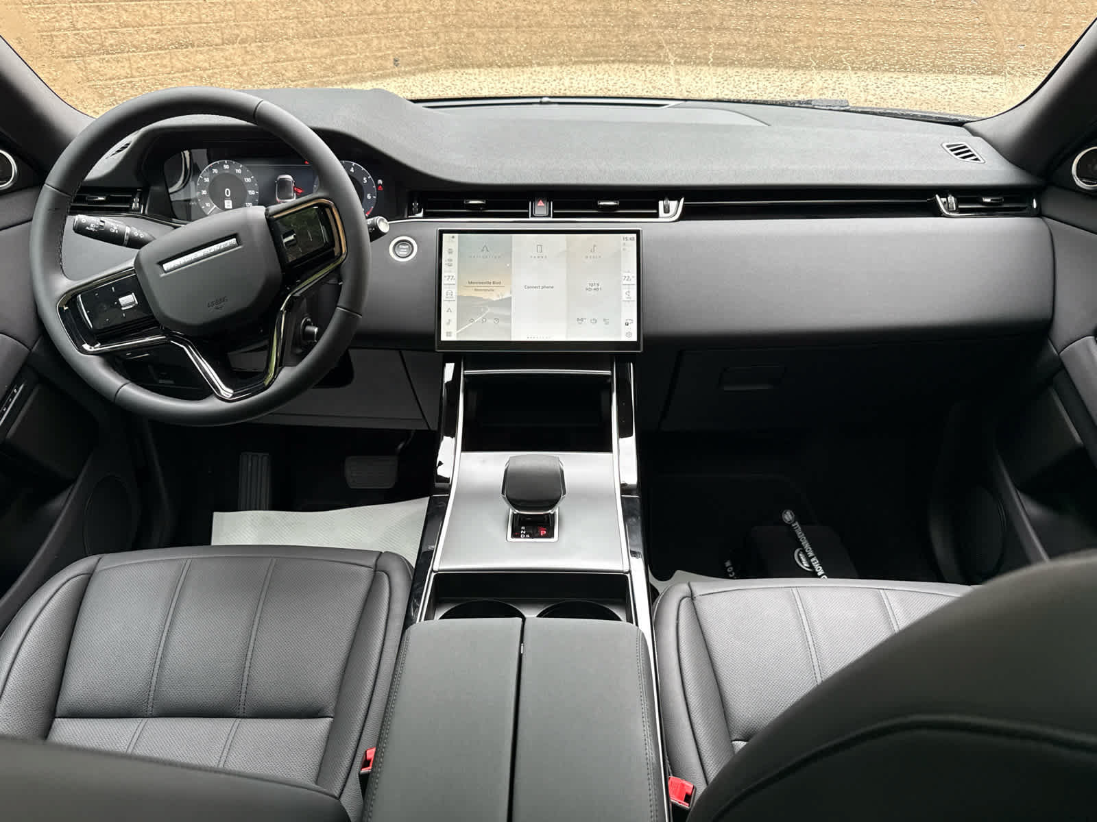 Used 2026 Land Rover Range Rover Evoque S AWD/4WD image 8