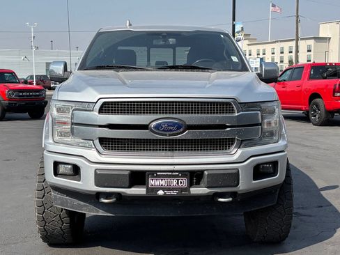 Used 2018 Ford F150 Platinum w/ Equipment Group 701A Luxury AWD/4WD image 2