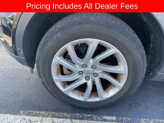 Used 2019 Land Rover Discovery Sport HSE AWD/4WD image 2