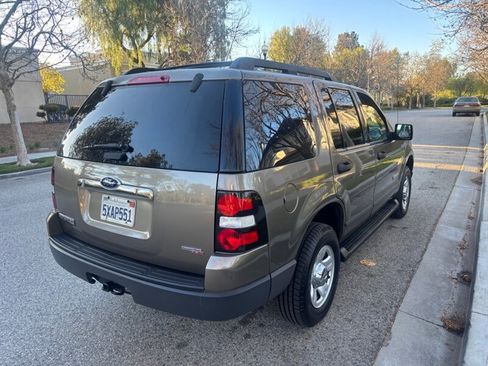 Used 2006 Ford Explorer XLS image 4