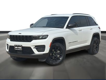 Used 2024 Jeep Grand Cherokee Altitude
