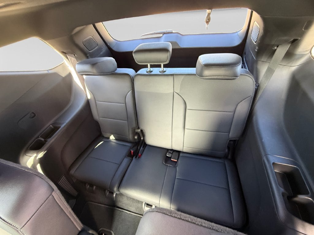 Used 2026 Chevrolet Traverse LT w/ Driver Confidence Package FWD image 18