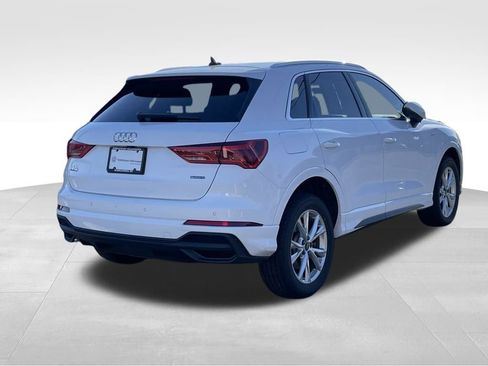 Used 2024 Audi Q3 2.0T Premium image 4