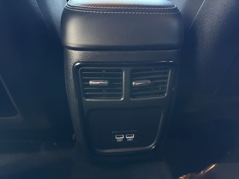 Used 2023 Dodge Charger R/T w/ Blacktop Package image 34