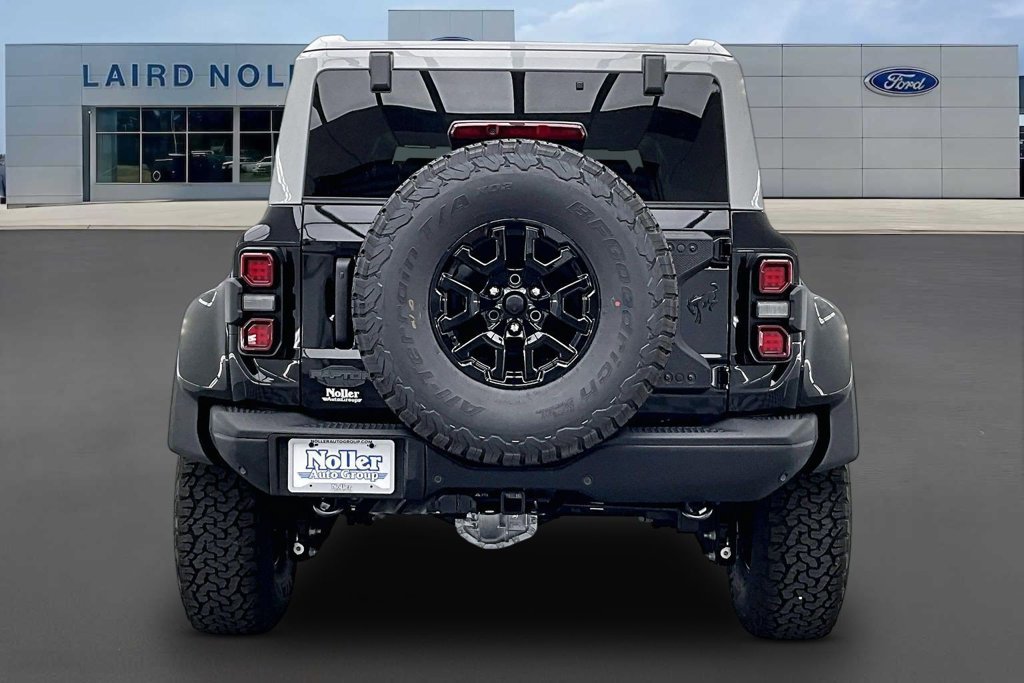 New 2026 Ford Bronco Raptor w/ Interior Carbon Fiber Pack AWD/4WD image 4