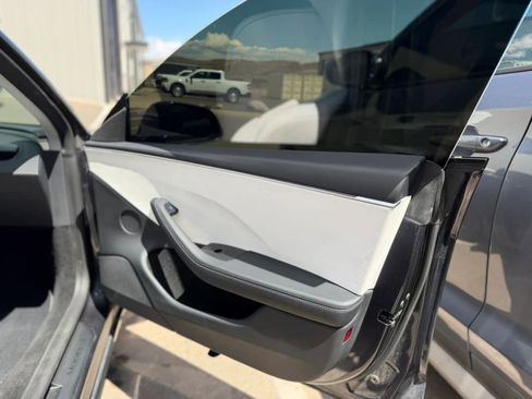 Used 2024 Tesla Model 3 Performance AWD/4WD image 34