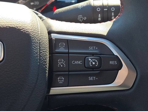 Certified 2025 Jeep Compass Trailhawk AWD/4WD image 33