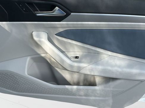 New 2026 Volkswagen Jetta SE FWD image 23