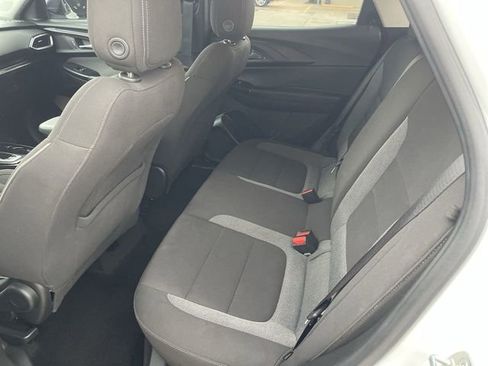 Used 2021 Chevrolet TrailBlazer L FWD image 13