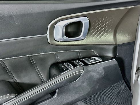 Used 2022 Kia Sorento SX FWD image 15